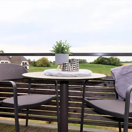 Daire Wreecher Idyll 9 Modernes Mit Balkon Und Fantastischem Panoramablick Putbus